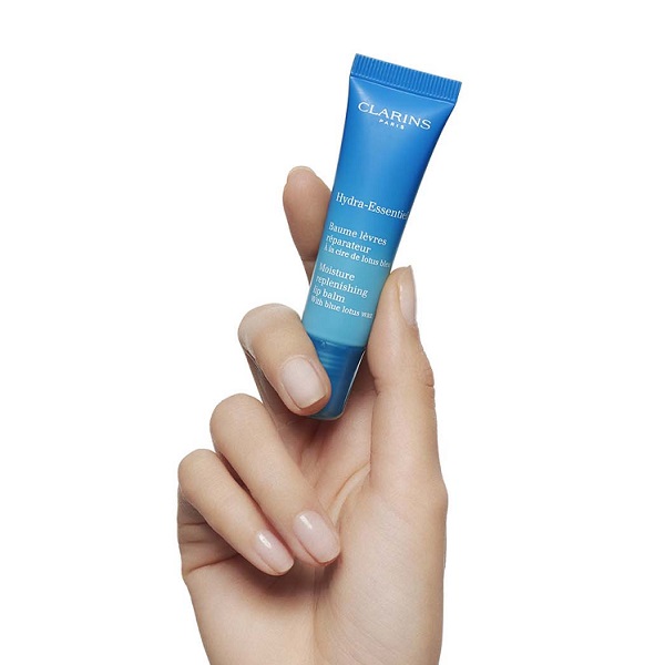 Clarins hydra-essentiel moisture replenishing lip balm blue lotus wax (9)