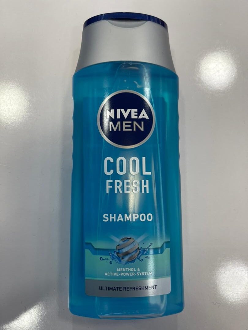 شامپو مو مردانه نیوآ اصل مدل Cool Fresh، خنک و تازه کننده موی نرمال تا چرب حجم 250 میل