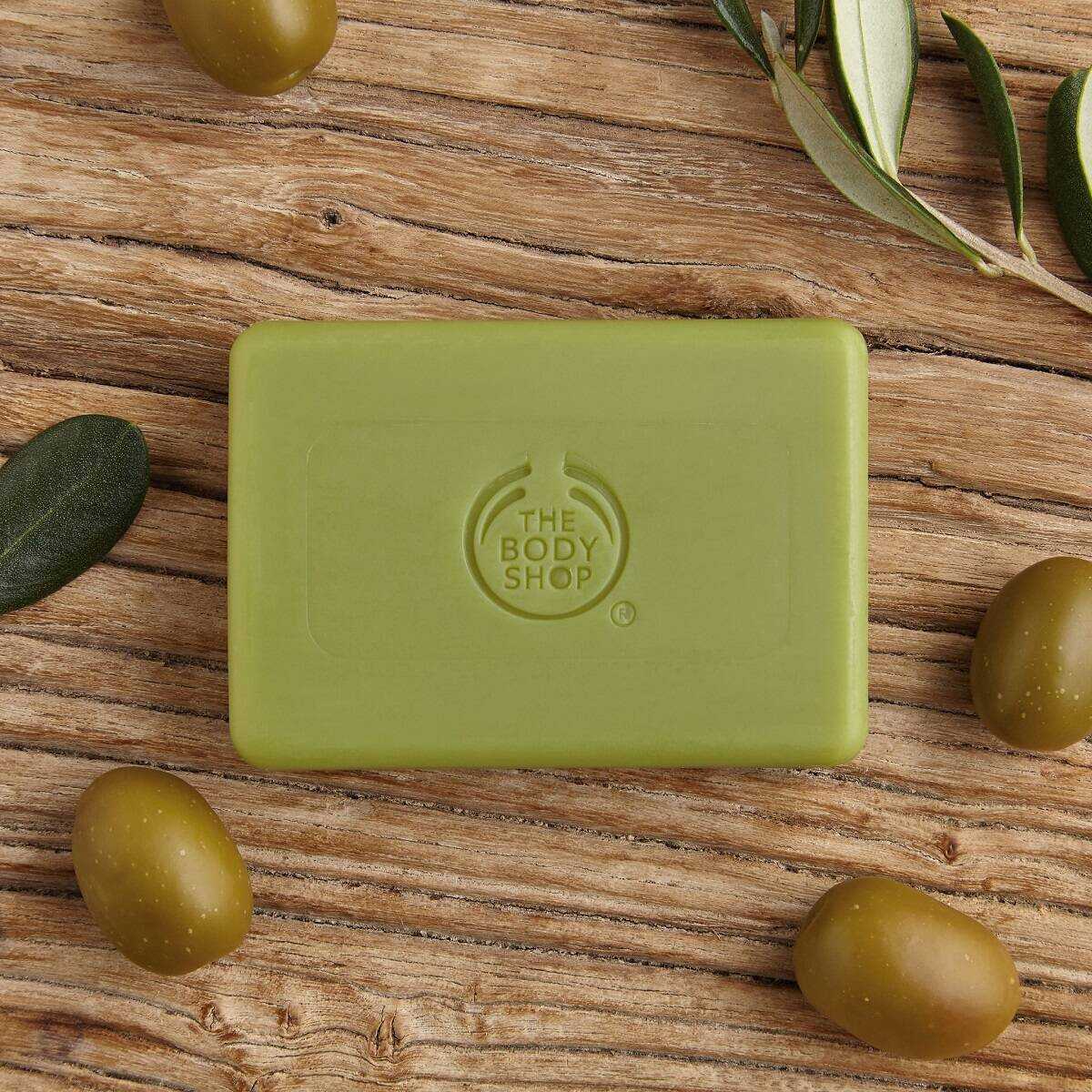 صابون زیتون بادی شاپ تولید انگلیس – صابون گیاهی ارگانیک نرم کننده پوست بدن - The Body Shop Olive Soap 100g