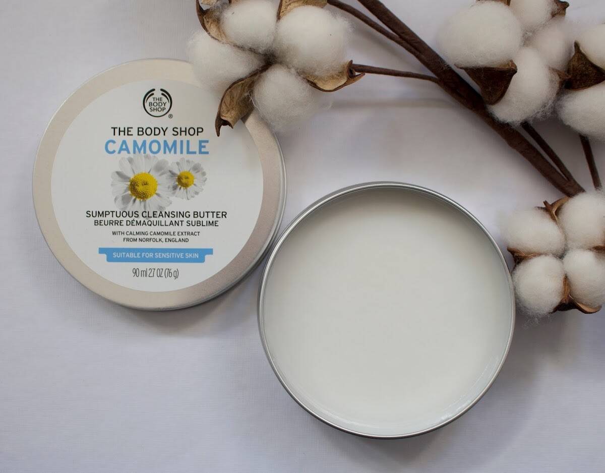 کره پاک کننده میکاپ صورت Body Shop انگلیس مدل Chamomile برای پوست حساس