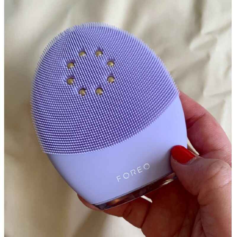 FOREO LUNA 3 PLUS Silicone Facial Cleansing Brush for Sensitive Skin (11)