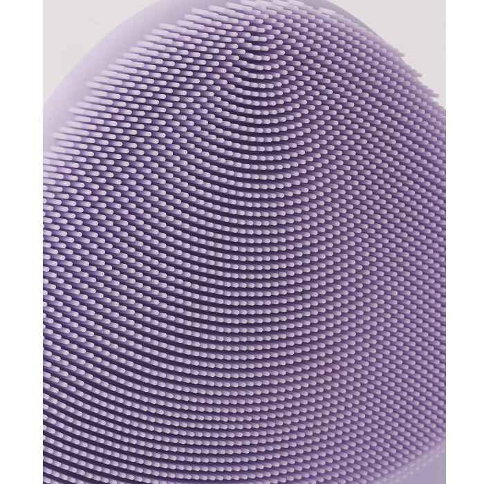 FOREO LUNA 3 Sonic Smart Silicone Electric Facial Cleansing Brush for Sensitive Skin (15)