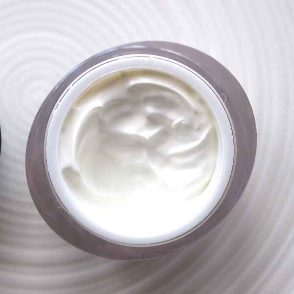 No7 Early Defence Day Cream SPF 15 (8)