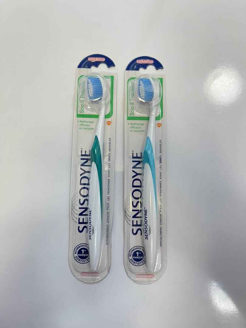 مسواک سنسوداین Sensodyne مدل Soin & Précision دندان حساس | بسیار نرم Extra-Souple