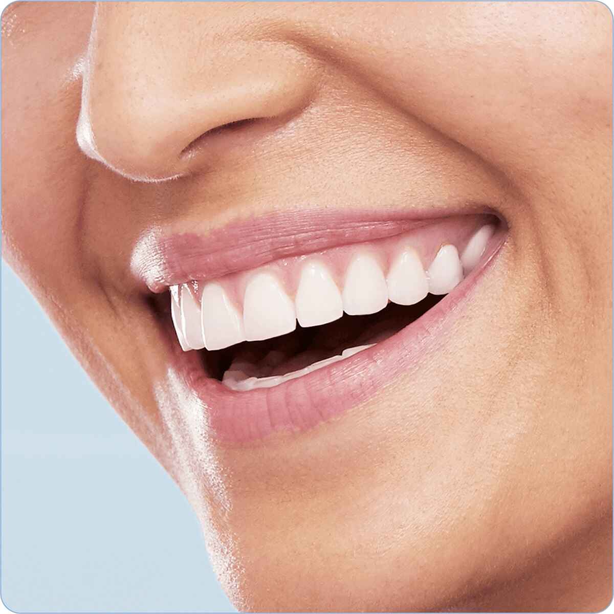 دندان هایی سفیدتر و تمیزتر با مسواک های شارژی بزرگسال Oral-B