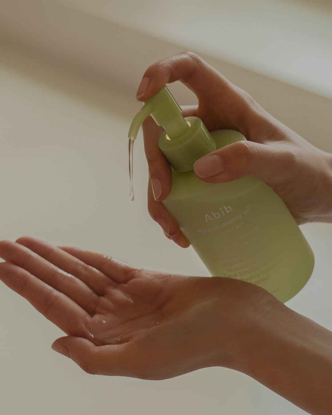 شوینده روغنی ابیب Abib سری هارت لیف Heartleaf حجم 200 میلی‌لیتر مناسب پوست چرب حساس